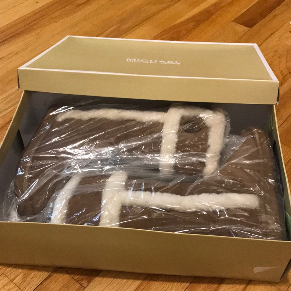Michael kors winter boots